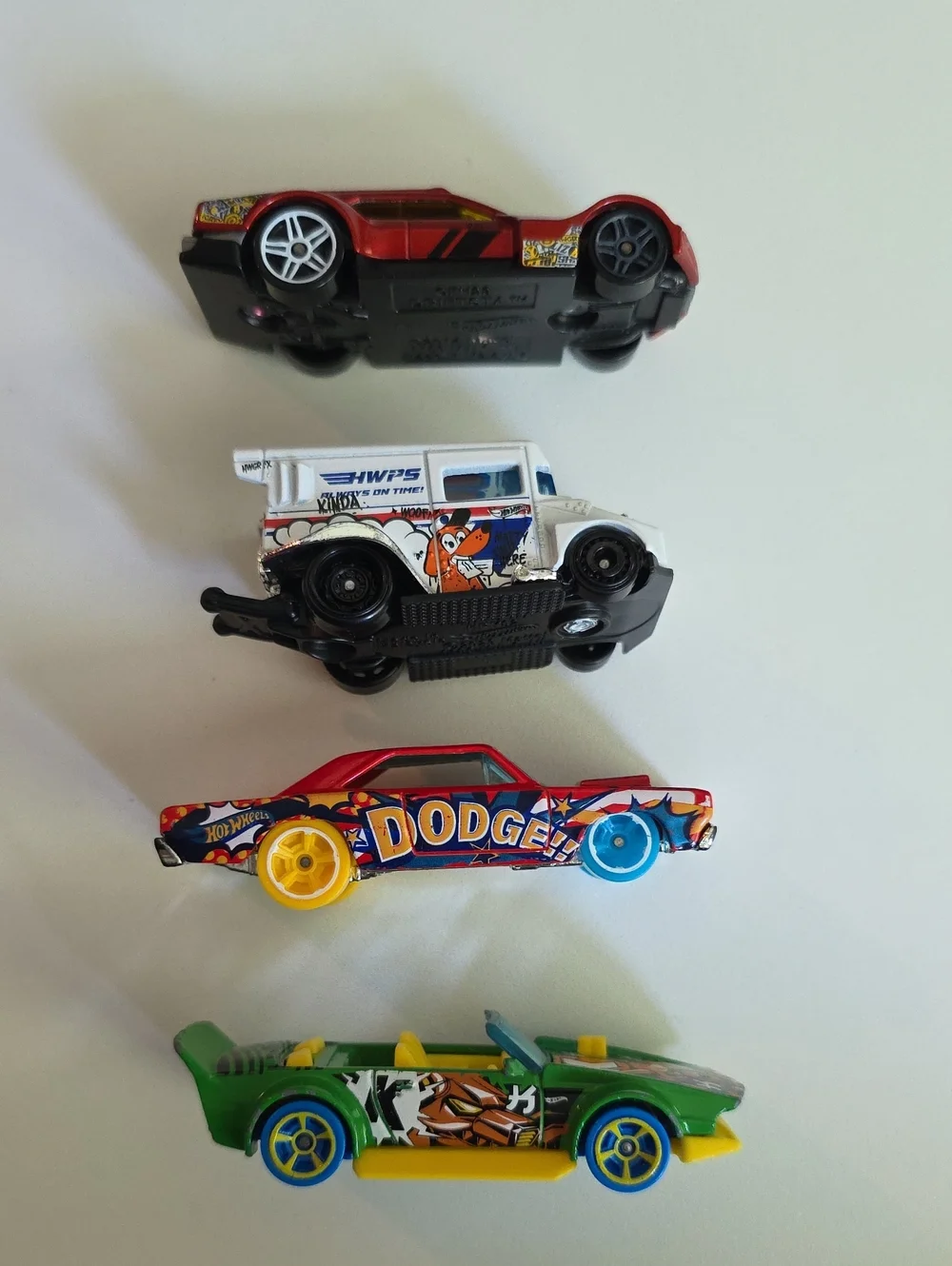 Hot Wheels Art Cars - Datsun, Driftsta, Dodge Dart, Manga, Delorean, Mini Van
